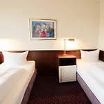 Im Park Hotel 3*
