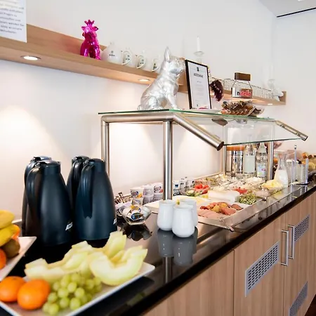 Hotel Im Park 3*