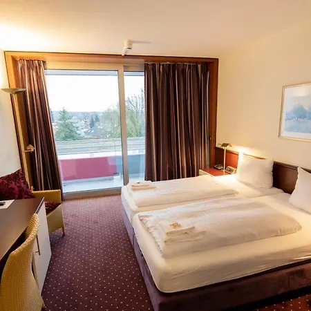 Im Park Hotel 3*
