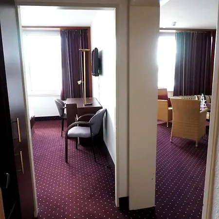 Im Park Hotel 3*